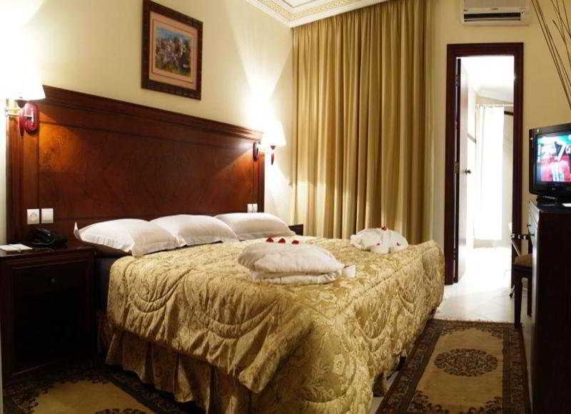 Hotel Mogador Express Gueliz Marrakesch Exterior foto